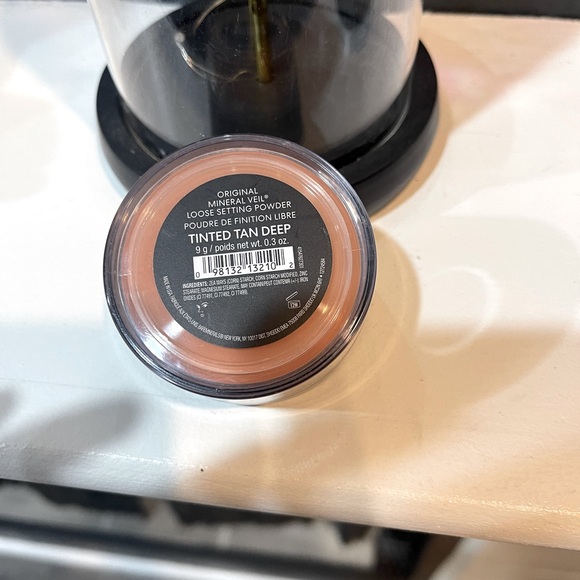 BareMinerals Tinted Mineral Veil Setting Powder - Picture 6 of 6